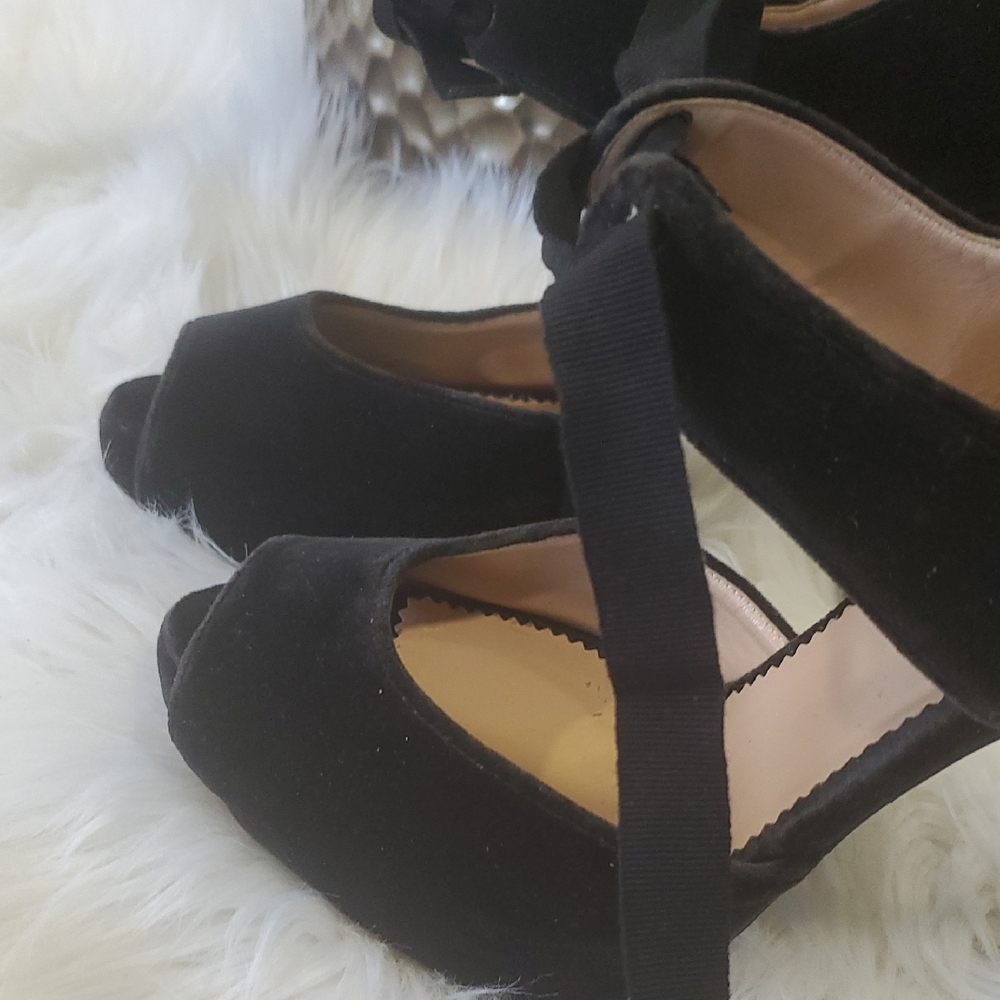 Emporio Armani Velvet Black Heels with Ribbon Tie Detail and Rounded Toe Sz 40 - Picture 9 of 11